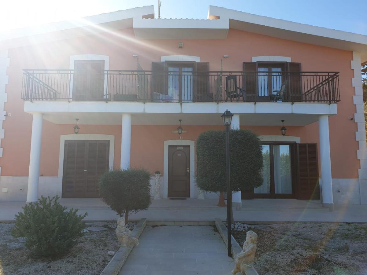 Bed And Breakfast Villa Fatima Trani Esterno foto