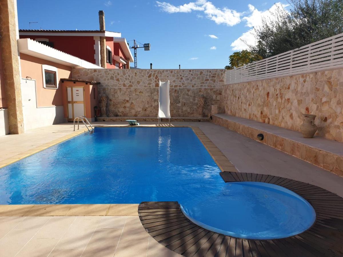 Bed And Breakfast Villa Fatima Trani Esterno foto
